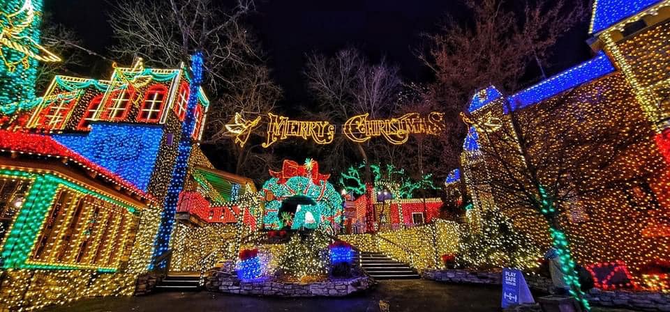 5Gen Adventures - Silver Dollar City Old Time Christmas